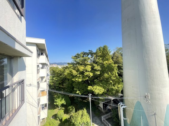 寝屋川市三井が丘５丁目の賃貸マンションの展望
