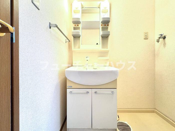 ロイヤルスクエア　Cの洗面所