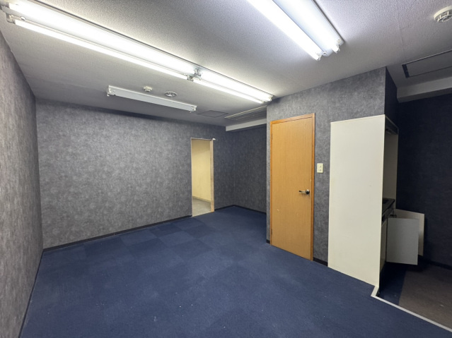 はくしま東ビルの内装