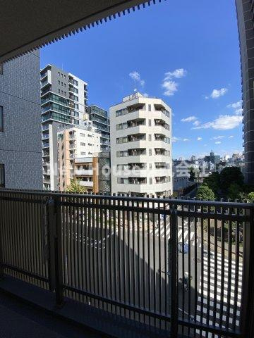 ウエリスアーバン大塚のエントランス