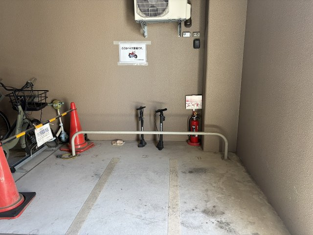 サーパス上田紺屋町　の駐輪場