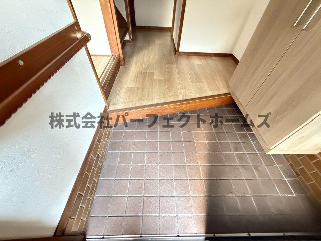 山之上北町戸建　賃貸の内装|内装もきれいです