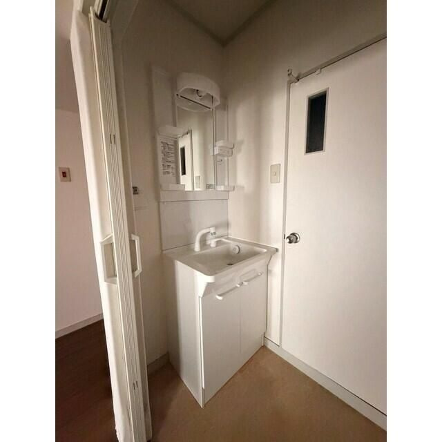 エンゼルハイム大森本町の洗面所