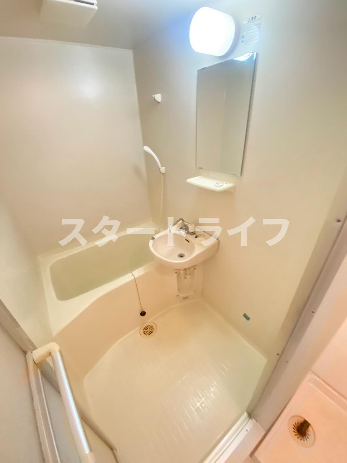 大阪市淀川区十三本町１丁目の賃貸マンションの浴室