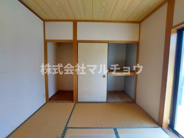 目良戸建ての収納|便利な収納スペースです