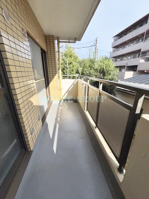コンフォート市ヶ尾のバルコニー