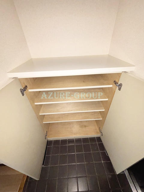 コンフォート市ヶ尾の玄関