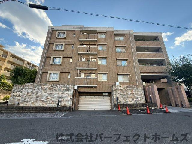 グラン・ブルー香里ヶ丘七丁目の画像