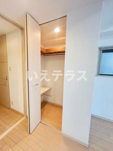 プレサンス三宮花時計前の収納