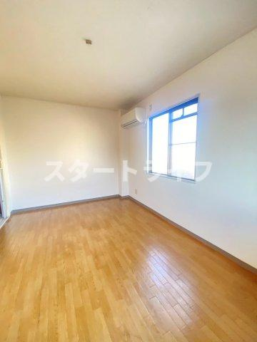 大阪市淀川区西三国１丁目の賃貸マンションの寝室