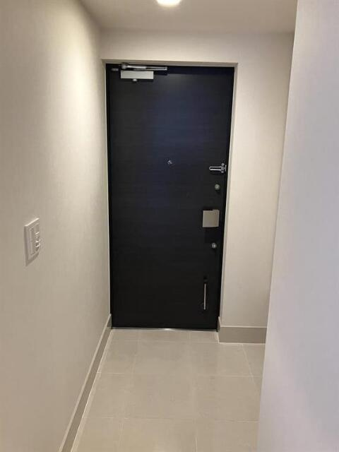 プレミスト佃二丁目の玄関