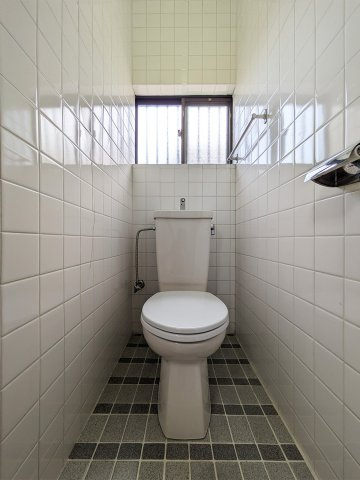 グリーンハウスのトイレ|コンパクトで使いやすいトイレです