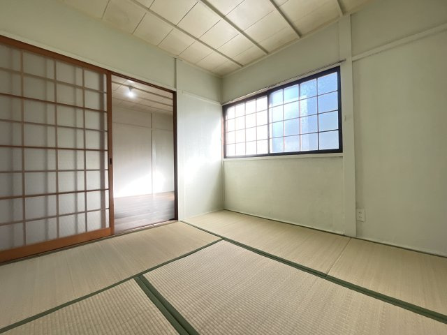 寝屋川市楠根南町のテラスの和室