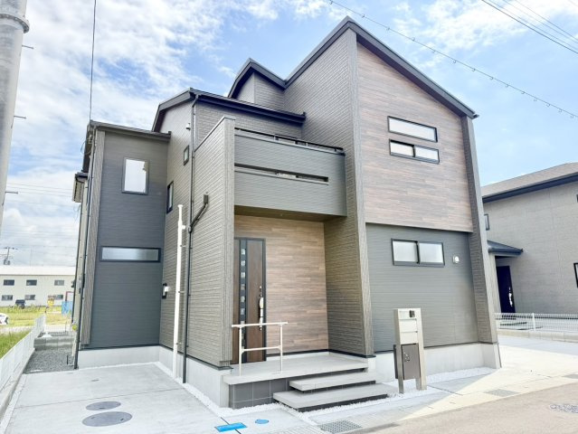 泉佐野市日根野　新築一戸建て
