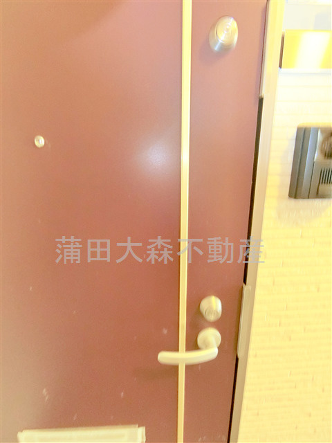 アーネスト羽田の玄関