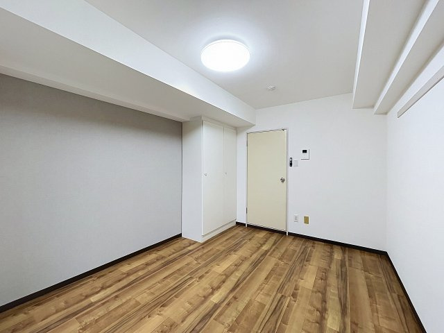 アネックス上小町の内装|明るい室内です