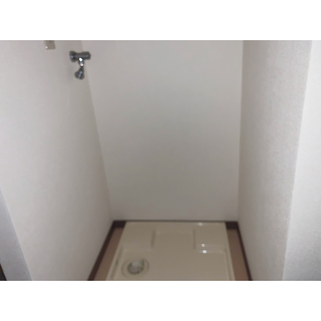 メゾンルシエールの内装|明るい色調の室内です