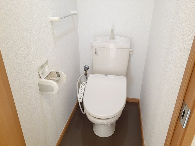 フランシーズ　コート　Ａのトイレ|ゆったりとした空間のトイレです