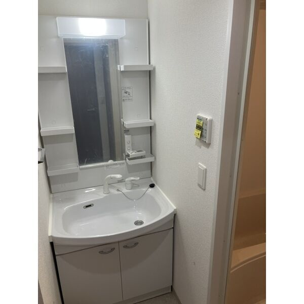 ＮＥコート甲南町の洗面所