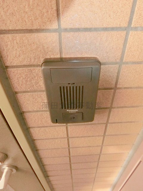 サニークレスト南蒲田の玄関