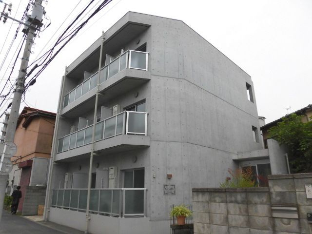ルシェル川口並木