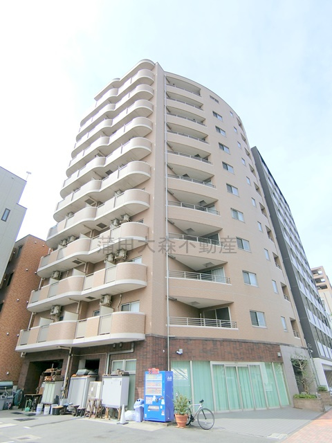サニークレスト南蒲田の外観|2002年5月築　SRC鉄骨鉄筋コンクリート造地上11階建て総戸数47戸の人気賃貸
東京都大田区南蒲田3丁目　京急空港線糀谷駅近最寄り徒歩3分、京急本線京急蒲田駅徒歩12分！