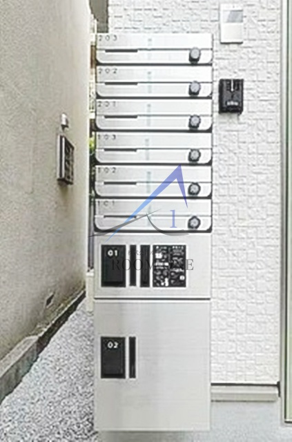 アーカンジェル志村のその他共用部分|集合ポストと宅配ボックスです。