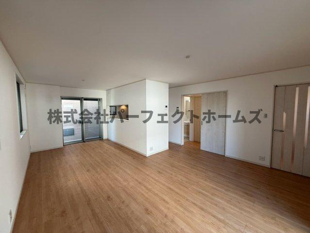 太秦緑ヶ丘戸建　賃貸の内装|内装は落ち着いています