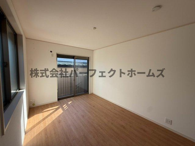 太秦緑ヶ丘戸建　賃貸の洋室|洋室です