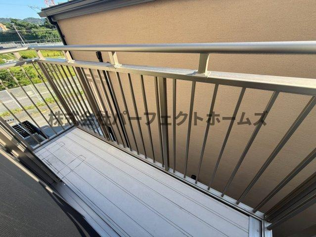 太秦緑ヶ丘戸建　賃貸のバルコニー|落ち着いた時間を過ごせるバルコニーです