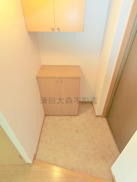 サニークレスト南蒲田の玄関