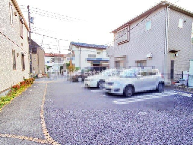カーサ・フェリーチェⅡの駐車場