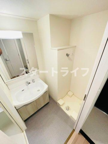 大阪市淀川区東三国６丁目の賃貸マンションの洗面所