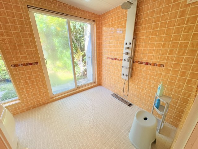 【浴室】 | ビーチ直結‼土地広々平屋建　石垣市野底