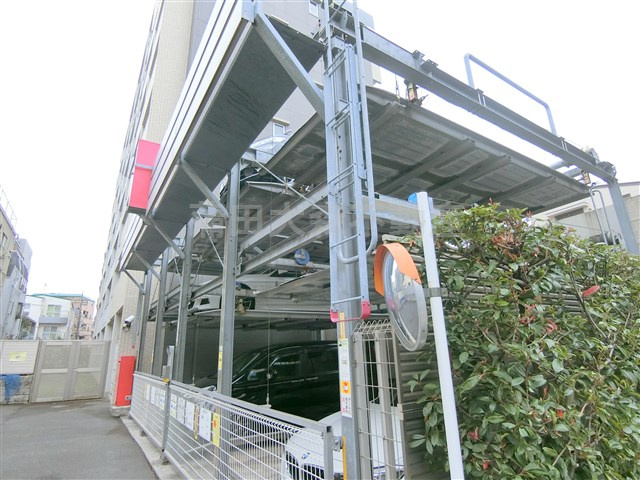 ケンジントンマンション大森WESTの駐車場|敷地内機械式駐車場　空き状況等詳細はお問合せください。