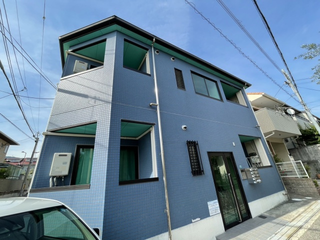 芦屋市翠ケ丘町の賃貸マンションの外観
