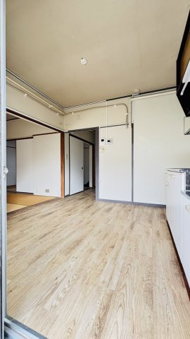 太宰府市都府楼南３丁目の賃貸マンションの居間・リビング