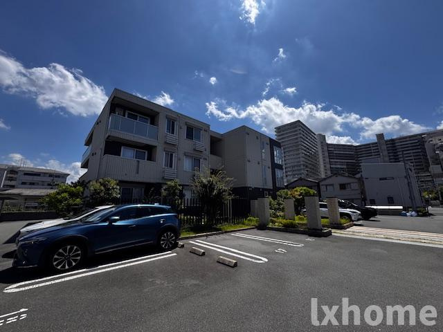 レコルトエピ千里丘東の外観|外観は落ち着いています