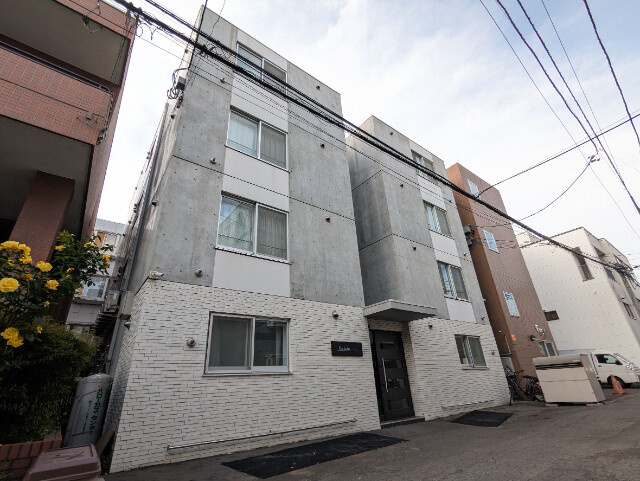 札幌市中央区南七条西１２丁目の賃貸マンション