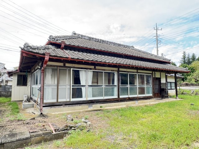 石岡市川又中古戸建の外観