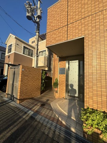 豊中市服部豊町２丁目の店舗事務所