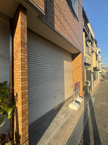 豊中市服部豊町２丁目の店舗事務所