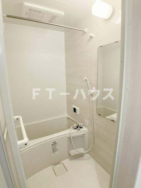 ルレーヴ市川の浴室