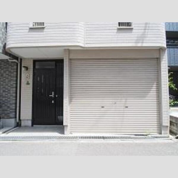 三軒家東4丁目戸建のエントランス|三軒家東4丁目戸建　エントランス