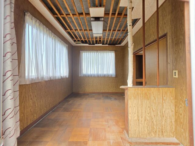 瑞浪市明世町月吉の洋室|室内