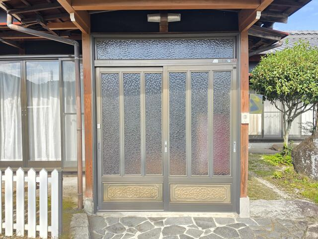 瑞浪市明世町月吉の玄関|玄関