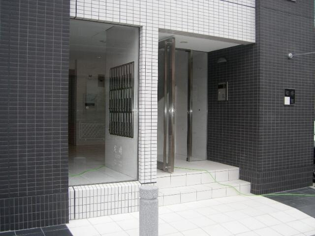 眩燈館のエントランス