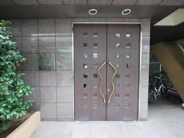 ＬａＳａｎｔｅ板橋本町のエントランス