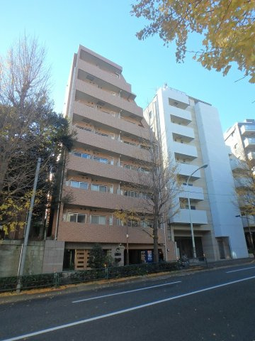 スカイコート目白台の外観