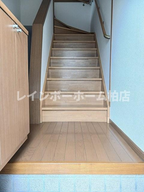 特典：仲介手数料が50％OFFです‼の玄関